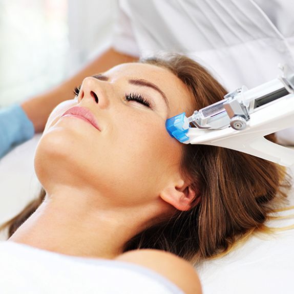 Mesotherapie in der YOU Clinic